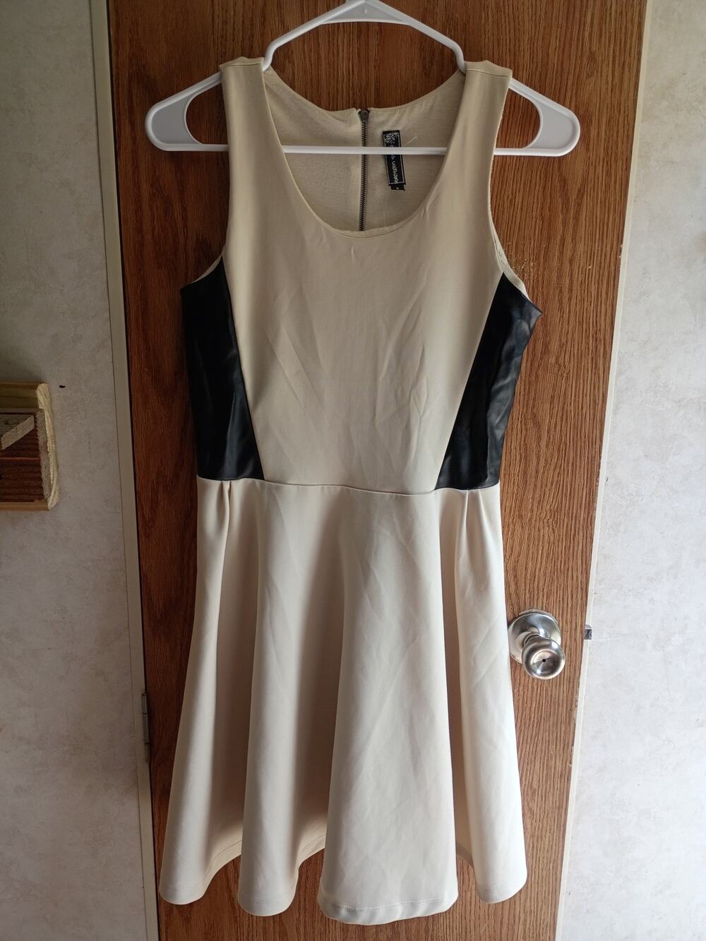 Edgy Cream Faux Leather Panel Dress Small Moto Mod Skater Exposed Zip